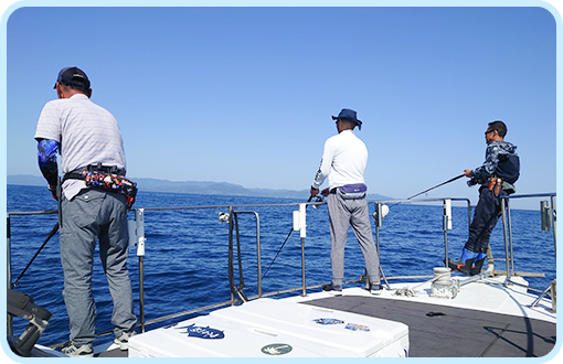 船長が釣り方を丁寧にレクチャー！